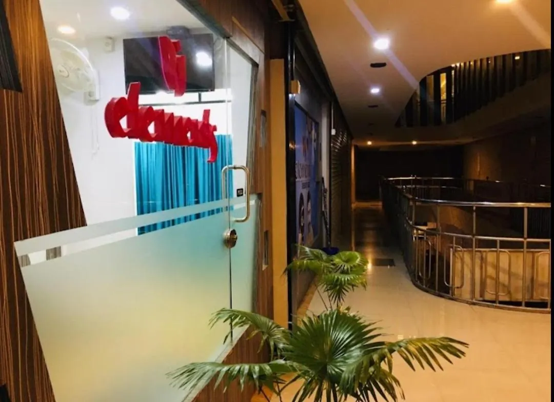 Mp Residancy Otel Perintalmanna